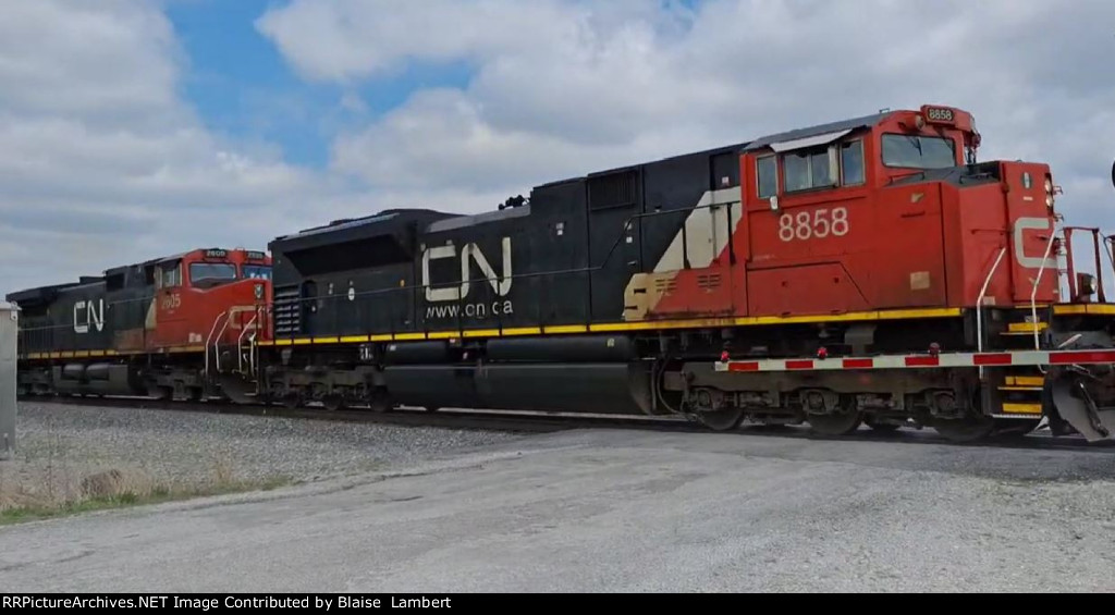 CN U75671
